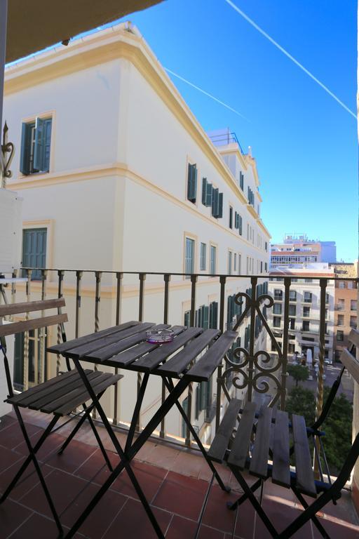Larios Centro Las Flores Apartment มาลากา ภายนอก รูปภาพ
